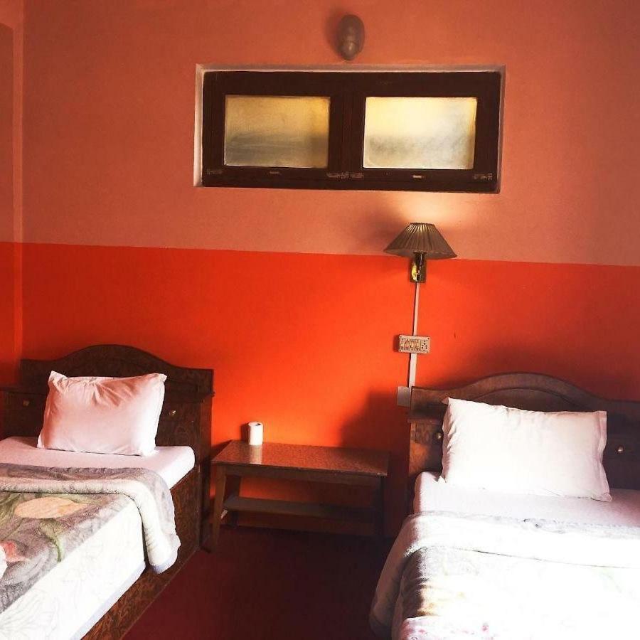 Hotel Mount Heaven โพคารา ภายนอก รูปภาพ