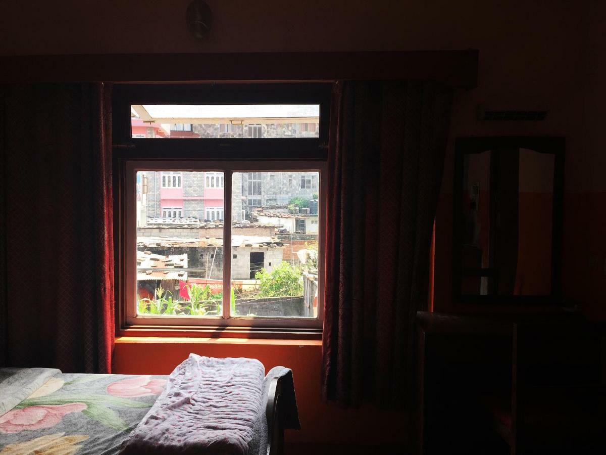 Hotel Mount Heaven โพคารา ภายนอก รูปภาพ