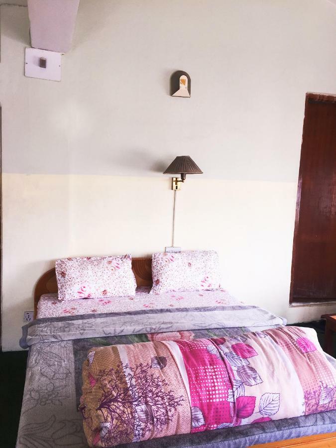 Hotel Mount Heaven โพคารา ภายนอก รูปภาพ